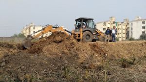  निगम जोन 7 नगर निवेश विभाग द्वारा गुलमोहर पार्क रामनगर के पास  अवैध निर्माण हटाया गया 