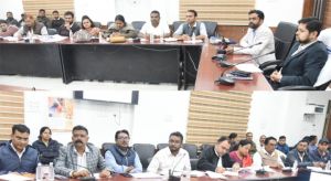 स्वच्छ भारत मिशन (ग्रामीण) की समीक्षा बैठक आयोजित, कलेक्टर श्री सिंह ने घर-घर कचरा संग्रहण और यूजर चार्ज वसूली के दिए निर्देश