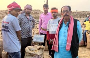  सरकार की पारदर्शी व्यवस्था से बढ़ा किसानों का भरोसा