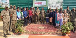 आईटीबीपी ने आदिवासी इलाके के युवाओं को शैक्षणिक भ्रमण पर इंदौर भेजा