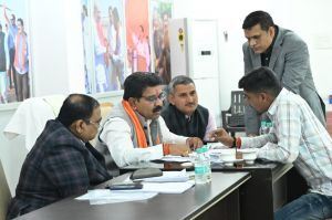  आरक्षक भर्ती प्रक्रिया में पारदर्शिता के लिए शासन पूरी तरह प्रतिबद्ध - उपमुख्यमंत्री विजय शर्मा