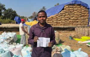  धान उपार्जन केन्द्रों की पारदर्शी व्यवस्था से किसानों को मिल रही सुविधा