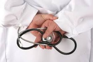 अस्पतालों में अवकाश के दिनों में भी इमरजेंसी सेवाएं रहती हैं बहाल