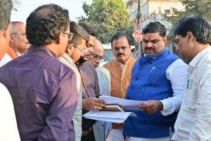  मंत्री गजेन्द्र यादव की पहल, दुर्ग भिलाई को जोड़ने हाईवे किनारे सर्विस लेन कार्य प्रारंभ