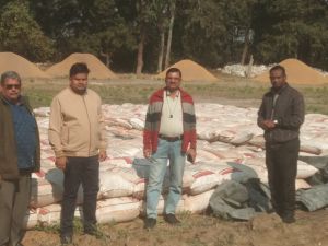 एसडीएम के द्वारा संग्रहण केंद्रों का किया गया निरीक्षण, व्यवस्थाएं दुरुस्त एवं कमियों को दूर करने के निर्देश एसडीएम के द्वारा संग्रहण केंद्रों का किया गया निरीक्षण, व्यवस्थाएं दुरुस्त एवं कमियों को दूर करने के निर्देश