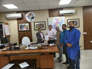  भाजपा ने एसआईआर में आम नागरिकों को हो रही समस्याओं को लेकर मुख्य निर्वाचन अधिकारी को दिया ज्ञापन