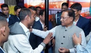 सुशासन के केंद्र में संवेदनशीलता, जनदर्शन में तत्काल सुलझी समस्याएं