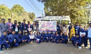  राष्ट्रीय आविष्कार अभियान के तहत अंतर्राज्यीय एक्सपोजर विजिट को सांसद ने हरी झंडी दिखाकर किया रवाना