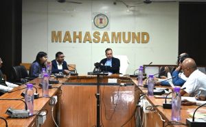   प्रेक्षक भीम सिंह ने एसआईआर कार्यां के संबंध में राजनीतिक दलों के साथ की बैठक