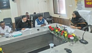   शासन की महत्वपूर्ण योजना, कार्य में लाए प्रगति&ndash;कलेक्टर 