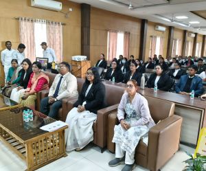  कार्यस्थल पर सुरक्षित एवं सम्मानजनक वातावरण के लिए जिला न्यायालय दुर्ग में विशेष कार्यशाला आयोजित