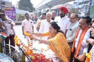 महापौर मीनल ने शहीद हेमू कालाणी को शहादत दिवस पर किया नमन 