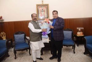 उप मुख्यमंत्री साव की नई दिल्ली में केन्द्रीय सड़क परिवहन एवं राजमार्ग मंत्री गडकरी से मुलाकात