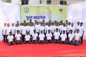 बस्तर मंडल में कुल 1.61 करोड़ रुपये के इनामी 51 नक्सलियों ने किया आत्मसमर्पण 