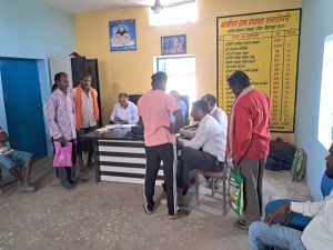  उप संचालक ने किया विशेष शिविरों का निरीक्षण