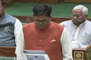  बस्तर के लिए 100 करोड़ का प्रावधान--जानें क्या-क्या हुई घोषणाएं......