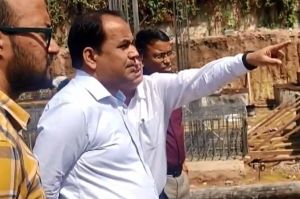 कलेक्टर ने निर्माणाधीन तहसील कार्यालय और वर्किंग वीमेन हॉस्टल का किया निरीक्षण कलेक्टर ने निर्माणाधीन तहसील कार्यालय और वर्किंग वीमेन हॉस्टल का किया निरीक्षण