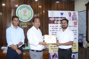 स्मृति पुस्तकालय योजना को मिल रहा जनसमर्थन, अब तक 7800 से अधिक पुस्तकें की गई दान