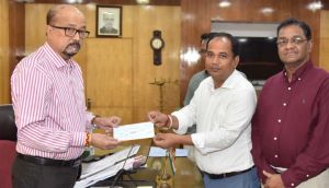  राज्यपाल रमेन डेका ने रेडक्रॉस सोसायटी संरक्षक के रूप में सदस्यता ग्रहण की