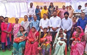 आकांक्षी विकासखंड पिथौरा के ग्राम भुरकोनी में जनसमस्या निवारण शिविर आयोजित