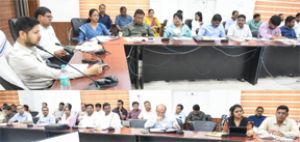  एलपीजी गैस वितरण में अनियमितता एवं कालाबाजारी रोकने कड़ी निगरानी रखें - कलेक्टर