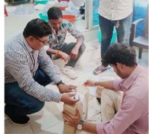  गंडई में फूड सेफ्टी का छापा, 80 बोरी पानी पाउच सीज