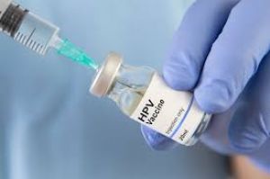  राजनांदगांव  जिला चिकित्सालय में लगाई जा रही नि:शुल्क एचपीवी वैक्सीन