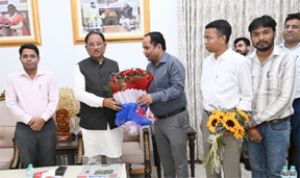  कलेक्टर ने मुख्यमंत्री को कुंवरगढ़ महोत्सव में शामिल होने दिया आमंत्रण