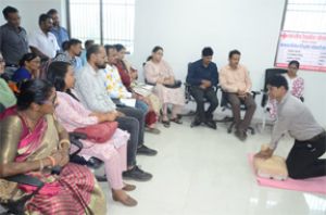  प्रोजेक्ट सुरक्षा के तहत शासकीय कर्मचारियों को मिला जीवनरक्षक प्रशिक्षण