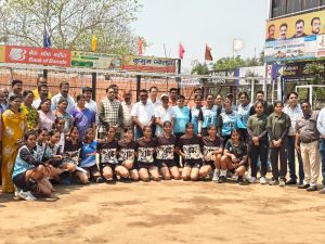  विधायक राजेश मूणत ने महादेवघाट में विधायक निधि से नवनिर्मित सामुदायिक भवन का किया लोकार्पण