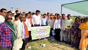  कृषि विभाग द्वारा किसानों को कराया गया शैक्षणिक भ्रमण