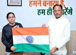 एवरेस्ट पर तिरंगा फहराने निकली छत्तीसगढ़ की बेटी, मुख्यमंत्री ने दी शुभकामनाएं