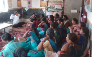   आंगनबाड़ी केंद्रों में योगाभ्यास से स्वास्थ्य जागरूकता का प्रयास