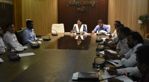 कलेक्टर ने की जल संचय, जन भागीदारी अभियान 2.0 के कार्यों की प्रगति की समीक्षा 