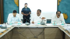  विकास कार्यों को लेकर मंत्री गजेन्द्र यादव ने ली समीक्षा बैठक