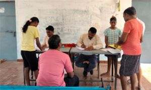  राजस्व पखवाड़ा अंतर्गत गुरूर एवं डौण्डीलोहारा अनुविभाग के राजस्व ग्रामों में नियमित रूप से शिविर आयोजित