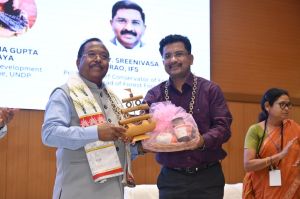  प्रकृति में जनजातीयों की अटूट आस्था, देवी-देवताओं के वास से जल जंगल का हो रहा संरक्षण व संवर्धन : मंत्री  रामविचार नेताम