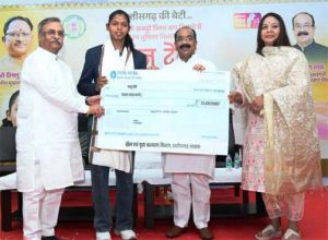   भारत को कबड्डी विश्वकप और एशियन चैंपियन बनाने वाली संजू देवी को 50 लाख की प्रोत्साहन राशि