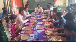  खुसरूपाली बागबाहरा विद्यालय में नेवता भोज का गरिमामय आयोजन