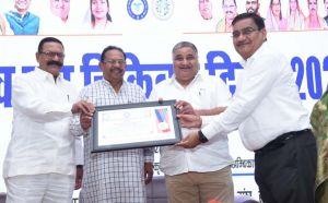   ग्रामीण अर्थव्यवस्था का मजबूत आधार स्तंभ हमारा पशुधन-  मंत्री राजेश अग्रवाल