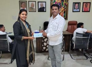  आर्थिक तंगी से रंजना की छूटी पढ़ाई, उप मुख्यमंत्री विजय शर्मा के सहयोग से फिर होगी शुरू