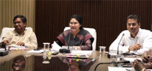  सभी विभाग सुशासन तिहार के दौरान प्राप्त आवेदनों का गुणवत्तापूर्ण ढंग से निराकरण सुनिश्चित करें: कलेक्टर मिश्रा