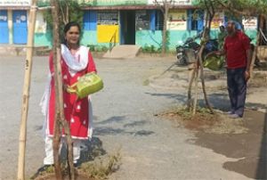  &ldquo;एक पेड़ माँ के नाम&rdquo; अभियान बना संवेदनशीलता की मिसाल, देवपुरी स्कूल में लहलहाए पौधे