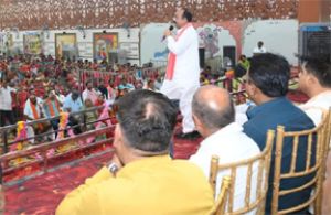  शासकीय उचित मूल्य दुकान विक्रेता सरकार की मजबूत कड़ी, योजनाओं के क्रियान्वयन में निभाते हैं अहम भूमिका : अरुण साव