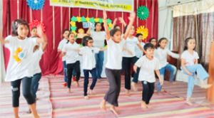  बाल संस्&zwj;कार शिविर का ऑफलाइन शुभारंभ आज महाराष्&zwj;ट्र मंडल में