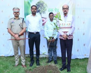   राज्यपाल रमेन डेका ने जल संरक्षण और जनकल्याण पर दिया जोर
