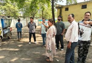  नगर निगम जोन 8 जोन कमिश्नर ने सी एंड डी प्लांट और ट्रांसफर स्टेशन का किया औचक निरीक्षण 