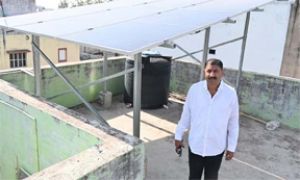  प्रधानमंत्री सूर्यघर मुफ्त बिजली योजना से प्रवीण का घर हो रहा रोशन