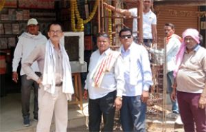   निगम ने आकाशगंगा व्यावसायिक परिसर की दुकान को लिया अधिपत्य में