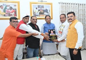  मुख्यमंत्री  से भारतीय रेडक्रास सोसायटी के पदाधिकारियों ने की सौजन्य भेंट